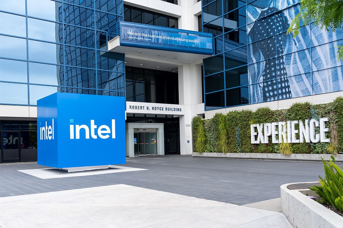 intel aws.jpg